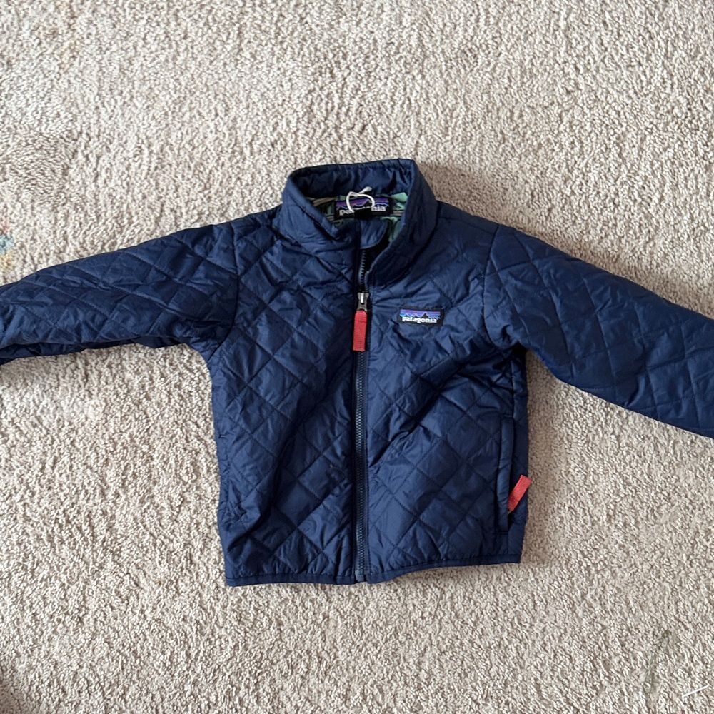Patagonia Blue Quilted Jacket with Red Accents - Perfect Condition- Size 2T